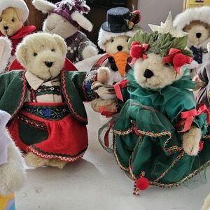 27 & Mini Onament In Original Box & Tree In Original Box Muffy Vanderbears